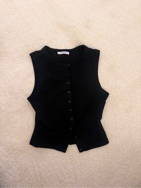 Peppermayo Black Sleeveless Button-Front Knit Top